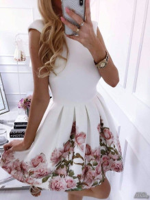 Ženska obleka s cvetličnim vzorcem 2699 bela