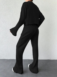 Ženski spektakularen komplet bluza in hlače AR31240 črna