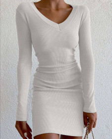 Ženska oprijeta obleka 9973 bela